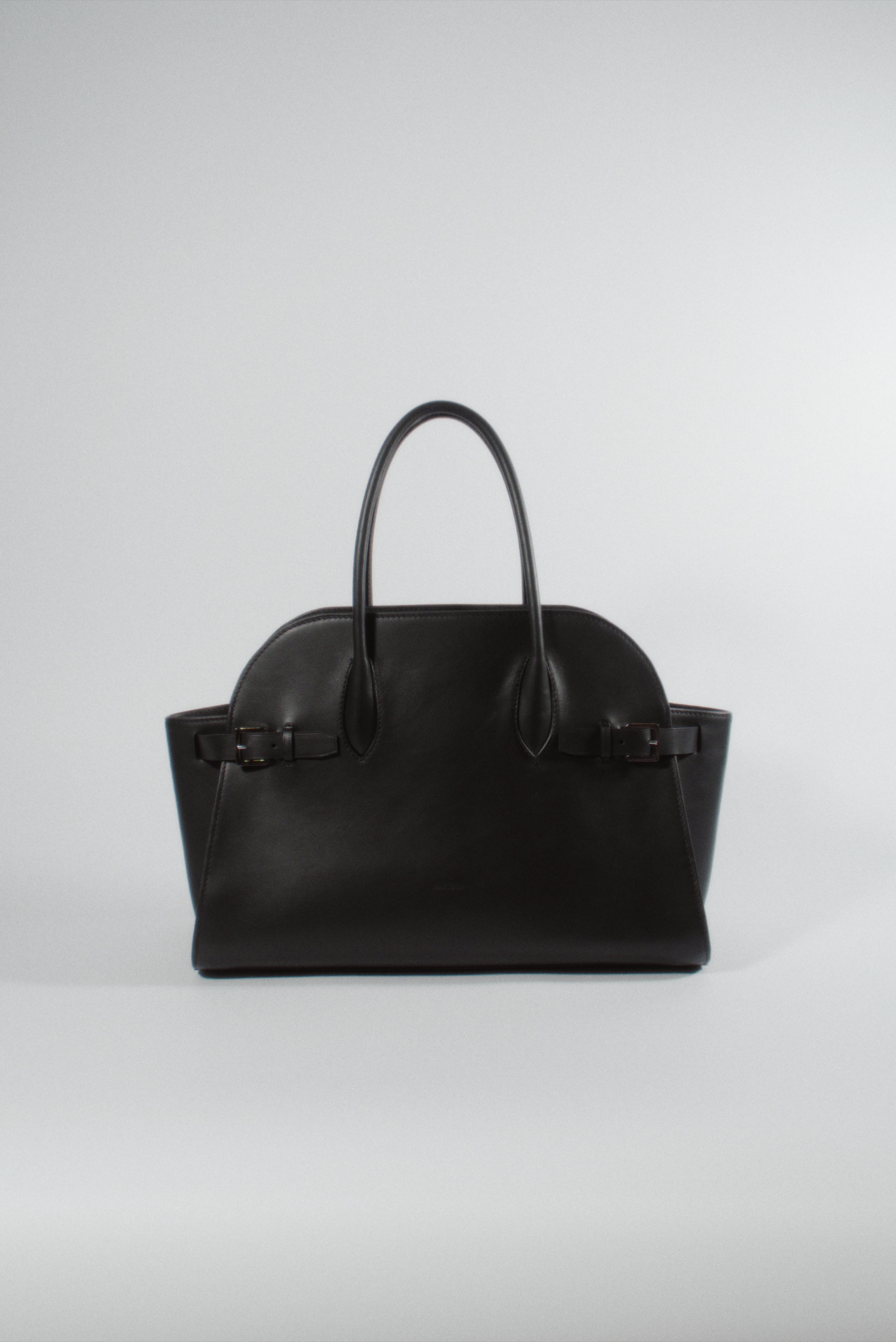#color_black calfskin