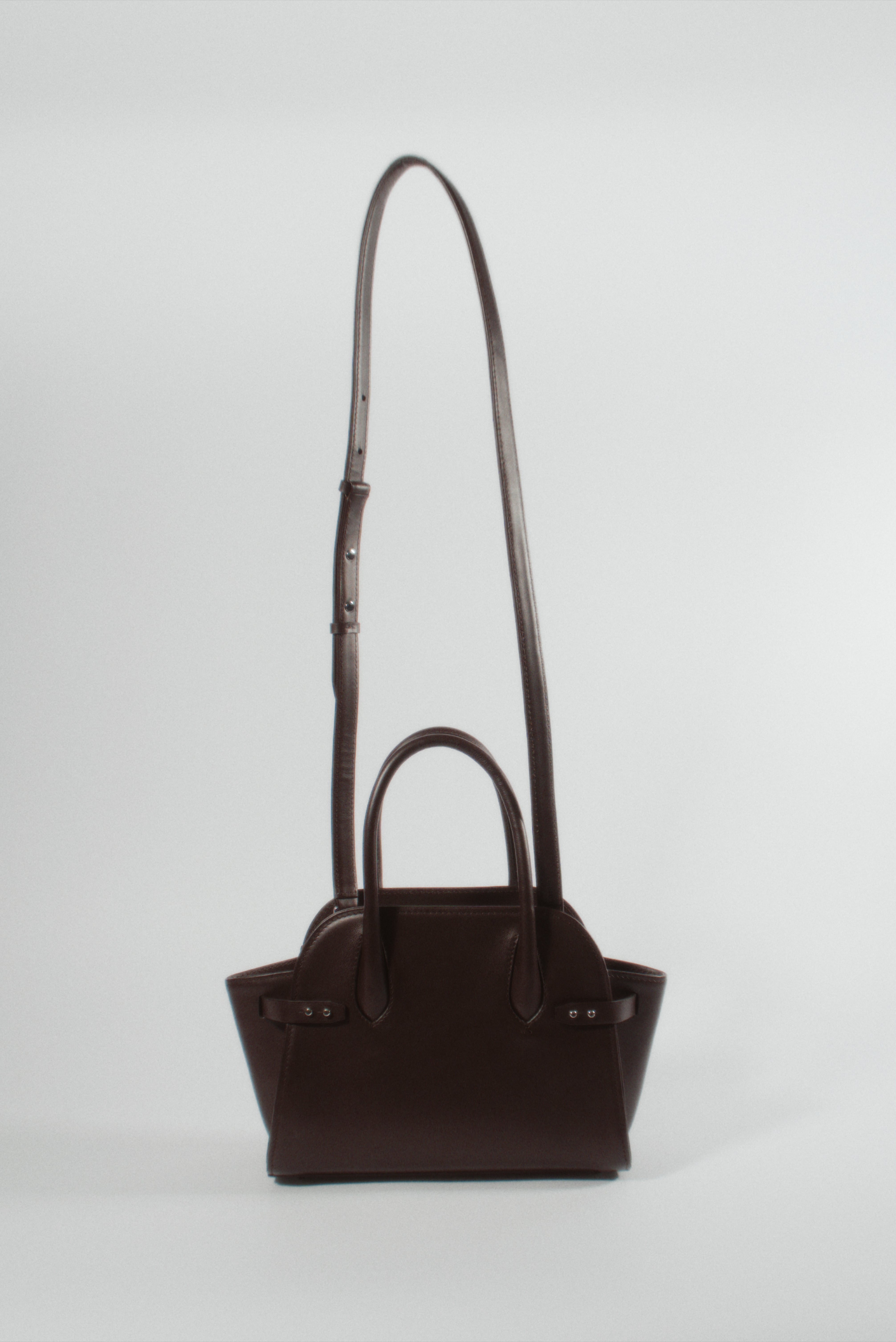 #color_dark brown